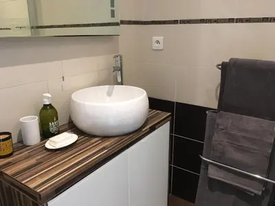 Plan de l'établissement Cosy One-Bedroom Apartment -StayInAntibes- Le Cosy