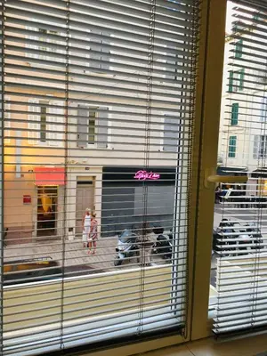 Cuisine ou kitchenette dans l'établissement STUDIO 45 CROISETTE CANNES