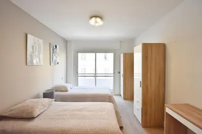 Un ou plusieurs lits dans un hébergement de l'établissement 3-Room Apartment in the Heart of Cannes
