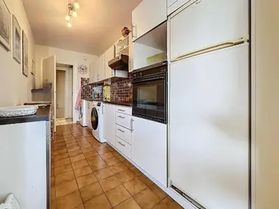 Cuisine ou kitchenette dans l'établissement Luxury 1 bedroom Jardins Croisette 5 mins Croisette 265