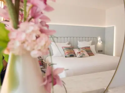 Un ou plusieurs lits dans un hébergement de l'établissement Croisette Beach Hotel Cannes - MGallery Collection
