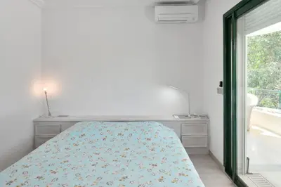 Un ou plusieurs lits dans un hébergement de l'établissement Stunning 3-Br Apartment with Large Terrace and Pool