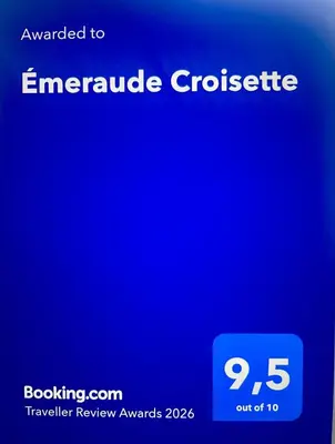 Certificat, récompense, panneau ou autre document affiché dans l'établissement Émeraude Croisette