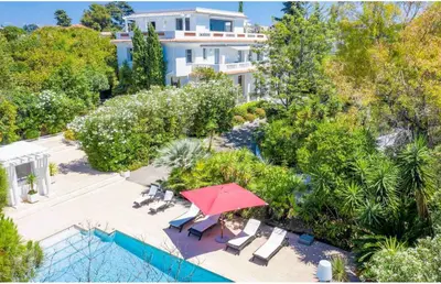 Jardin de l'établissement The Gatsby Mansion
