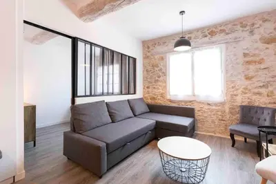 Coin salon dans l'établissement Chez Dominique - 2 chbres 2-6pers centre Antibes Migrainier T3 with AC