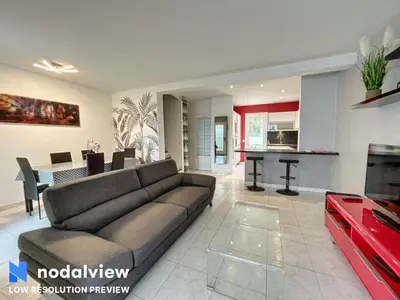 Cuisine ou kitchenette dans l'établissement Villa Azurella