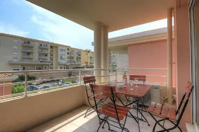 Balcon ou terrasse dans l'établissement Domaine Juan Flore