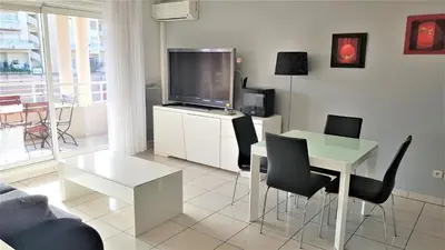 Télévision ou salle de divertissement dans l'établissement Domaine Juan Flore