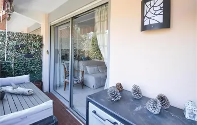 Balcon ou terrasse dans l'établissement Awesome Apartment In Vallauris