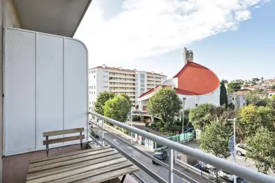 Balcon ou terrasse dans l'établissement Appartement Soleil d'Antibes - Welkeys