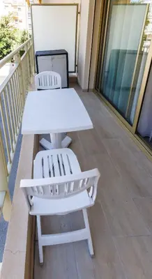 Balcon ou terrasse dans l'établissement Spacieux logement en bord de mer