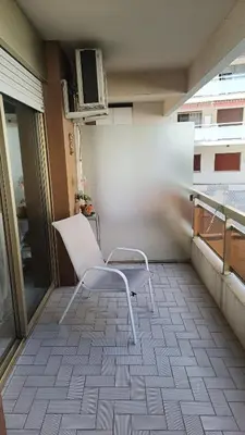 Coin salon dans l'établissement STUDIO 3mn A PIED DE LA PLAGE AVEC TERRASSE