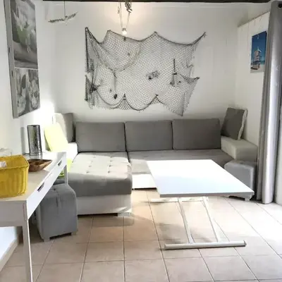 Appartement moderne à Antibes avec jardin et terrasse