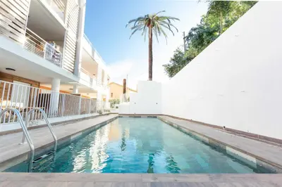 Piscine de l'établissement Les jardins secrets ou située à proximité