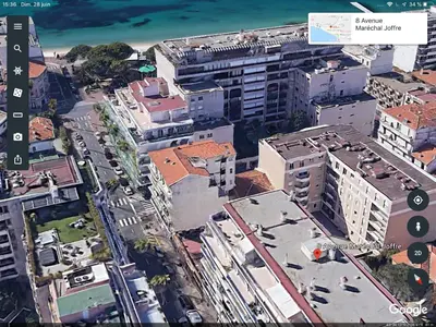 Vue générale sur Juan-les-Pins ou vue de la ville depuis l'appartement
