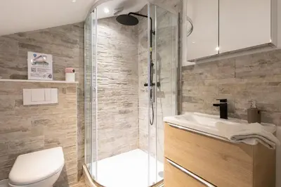 Salle de bains dans l'établissement Atelier Duplex