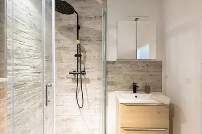 Salle de bains dans l'établissement Atelier Duplex