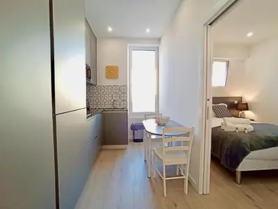 Un ou plusieurs lits dans un hébergement de l'établissement Brand-New 1 Bedroom Fully Refurbished