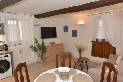 Télévision ou salle de divertissement dans l'établissement Casa Mia
