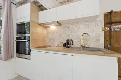 Cuisine ou kitchenette dans l'établissement Le Haut Castelet - Vieil Antibes