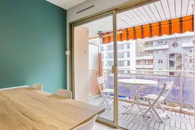 Balcon ou terrasse dans l'établissement Le Cocon Juanais - Welkeys