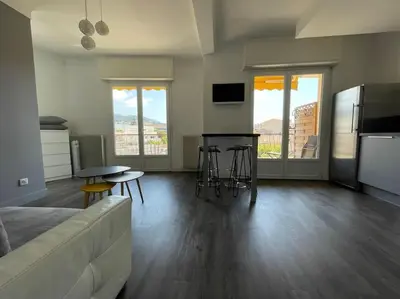 Cuisine ou kitchenette dans l'établissement Le Maria - Cannes - Renovated Feb 2025