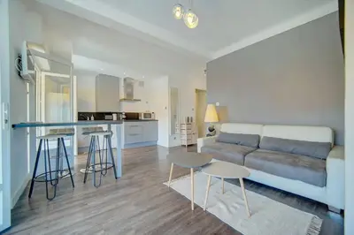 Cuisine ou kitchenette dans l'établissement Le Maria - Cannes - Renovated Feb 2025