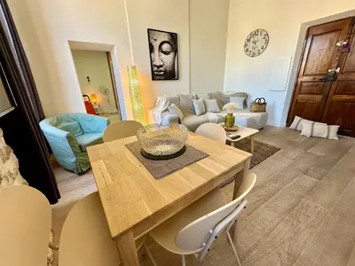 Coin salon dans l'établissement GORGEOUS BRAND NEW 2 BEDROOMS