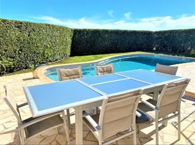 Piscine de l'établissement Villa piscine avec magnifique vue mer panoramique ou située à proximité