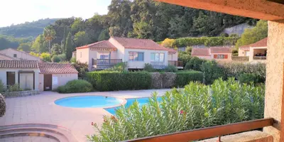 Piscine de l'établissement Résidence Cap Azur Appartement 237 ou située à proximité