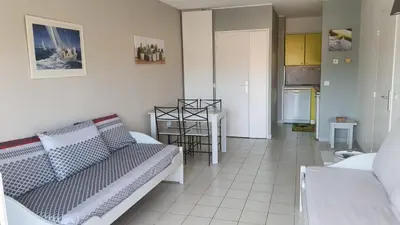 Cuisine ou kitchenette dans l'établissement Appartamento vista splendida Residence du Golf