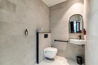 Salle de bains dans l'établissement RESIDENCE MONTEFIORE