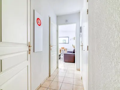 Un ou plusieurs lits dans un hébergement de l'établissement Mougins Hideaway for 4 Guests