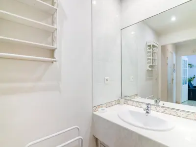 Salle de bains dans l'établissement Mougins Hideaway for 4 Guests