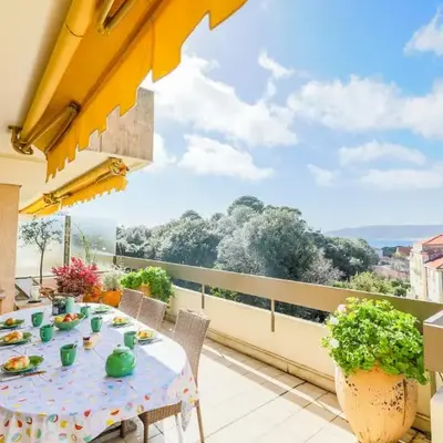 LE CHATEAU DE LA PINEDE AP4198 by Riviera Holiday Homes