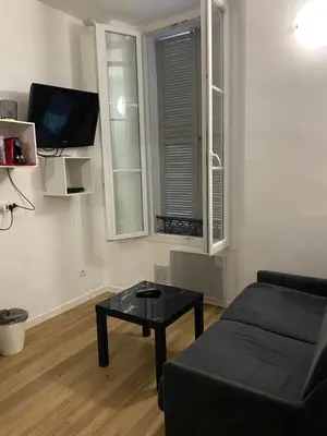 Télévision ou salle de divertissement dans l'établissement SMART STUDIO