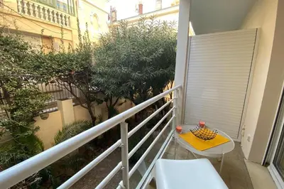 Balcon ou terrasse dans l'établissement Renovated 2 bedrooms - Boulevard de la Croisette