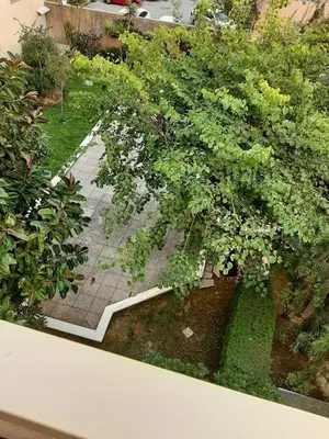 Jardin de l'établissement Studio au coeur de Juan à deux pas des plages