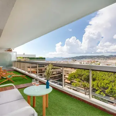 Coup de coeur! Vue mer! Terrasse dangle!