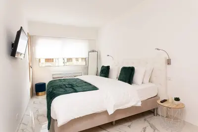 Un ou plusieurs lits dans un hébergement de l'établissement Brand new 2 bedrooms next to Croisette !