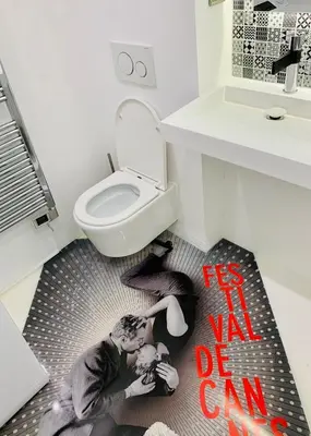 Salle de bains dans l'établissement Appartement tout neuf vieil Antibes