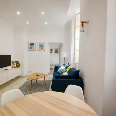 Old Town Antibes Apartment