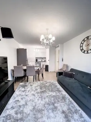 Cuisine ou kitchenette dans l'établissement Apartment Palm Beach with a nice swimming pool