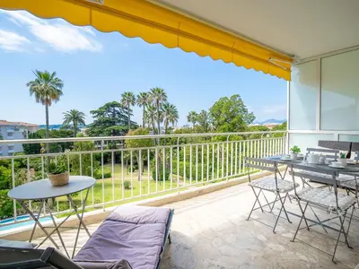 Balcon ou terrasse dans l'établissement Apartment Les Pervenches by Interhome