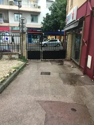 Plan de l'établissement CAUVI - Antibes Centre, WIFI, Climatisation, 4 personnes