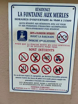 Certificat, récompense, panneau ou autre document affiché dans l'établissement Magnifique Studio dans résidence avec Piscine
