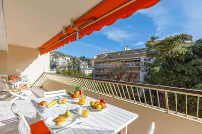 Nourriture dans l'appartement ou à proximité