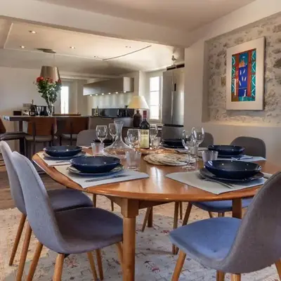 Charmant appartement spacieux pour 6P vue mer vieil Antibes