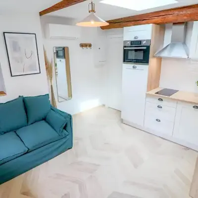 Luxurious & calm flat in heart of Old Antibes