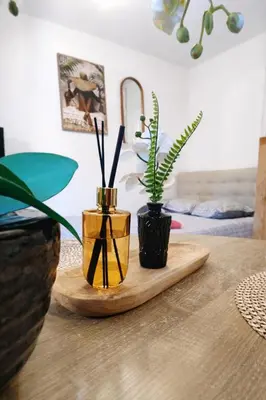 Un ou plusieurs lits dans un hébergement de l'établissement Studio design - 5 min à pied du Palais & plages
